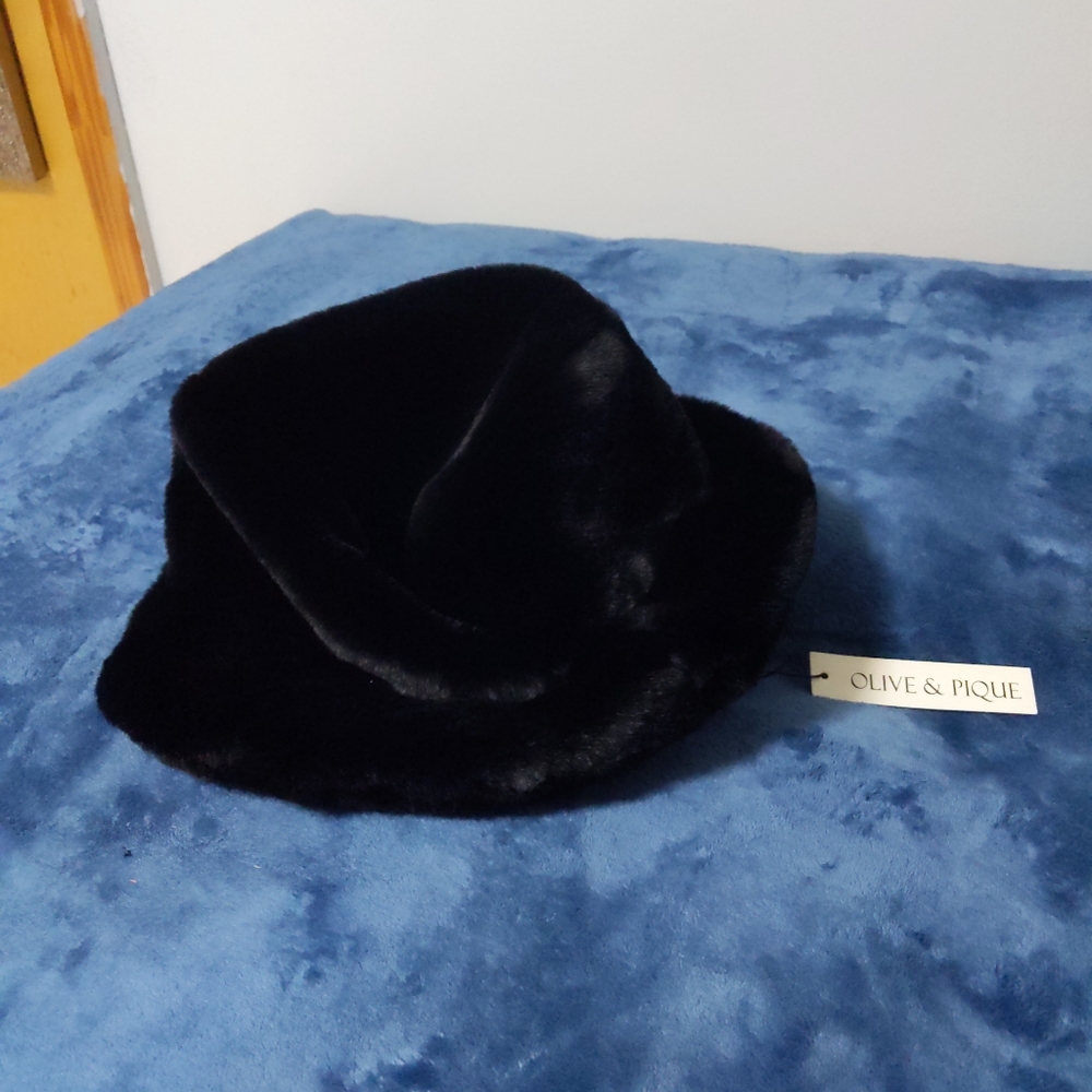 Faux fur Bucket Hat